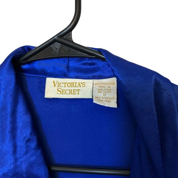 Vtg Victoria’s Secret Gold Label double breasted pajamas Sz‎ S Blue Satin Crest - Picture 5 of 8